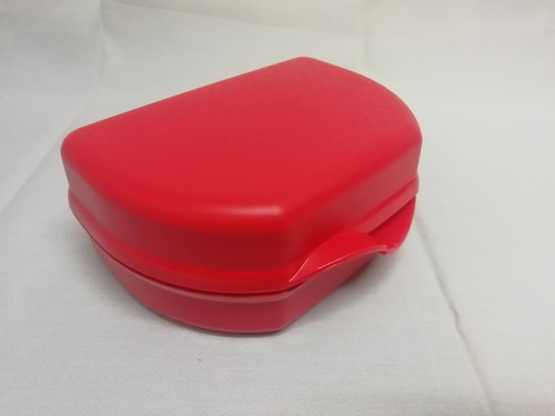 Tupperware snacky brotdose - tupperware,