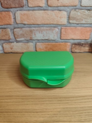 Tupperware snacky - tupperware,